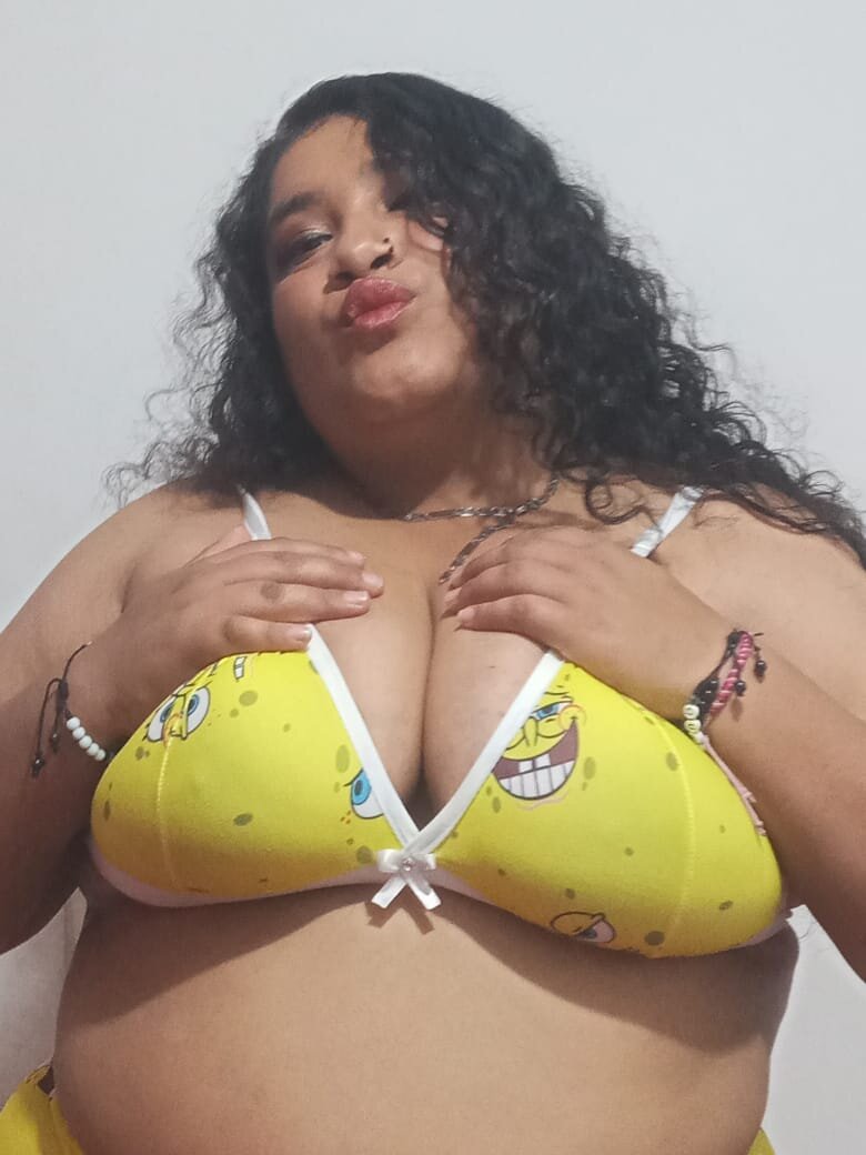 Xiomara_Youns
