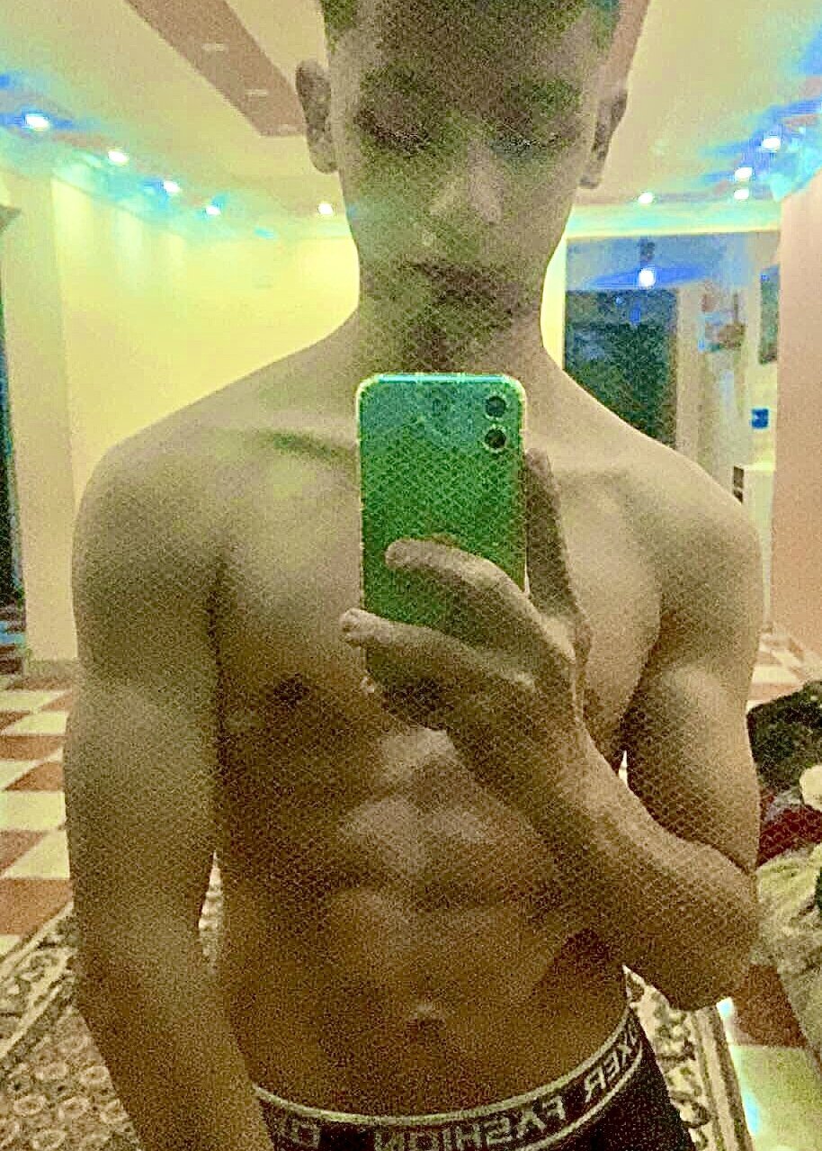 Offline XXX chat modela LMalikxHernw