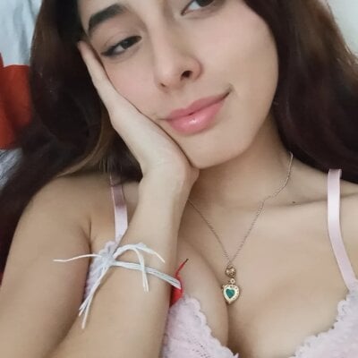 Profile and Statistics for kittypetite_ on StripChat