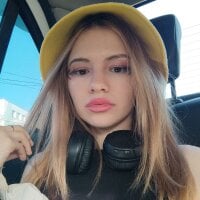 Kawaii_Desu's Offline Chat Room