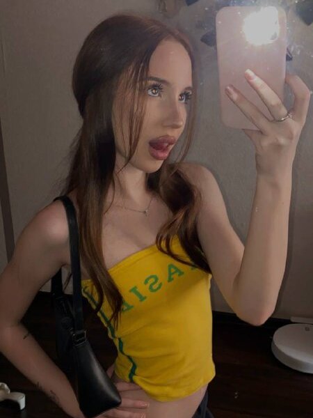 holly_mollyyy profile