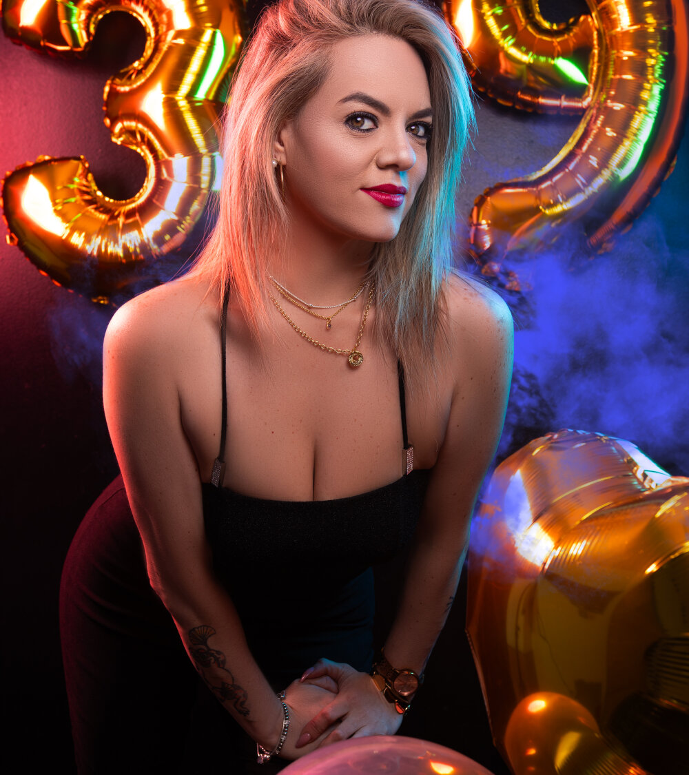Avamiia free live webcam show xxx chat xhamsterlive