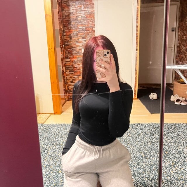 watchgirlcam.com linastorm livesex profile in in-a-corner-of-your-fantasies cams