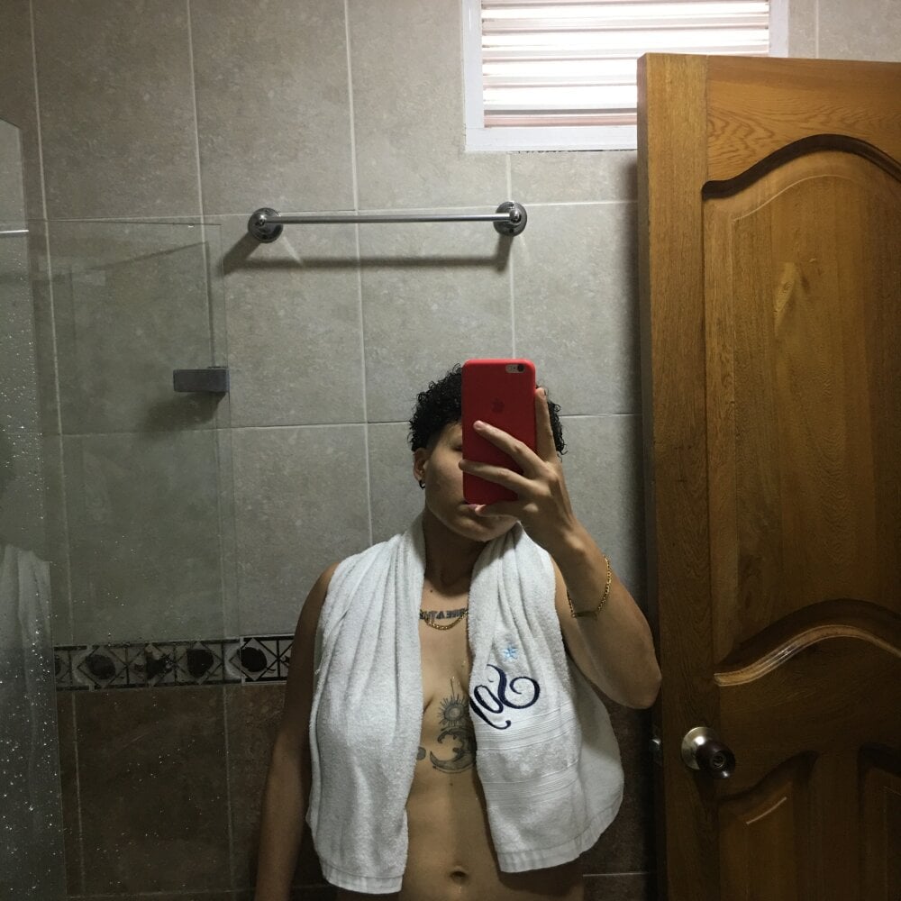 alan_taylor from stripchat