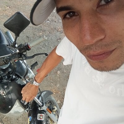 Redab69 Live Cam on StripChat