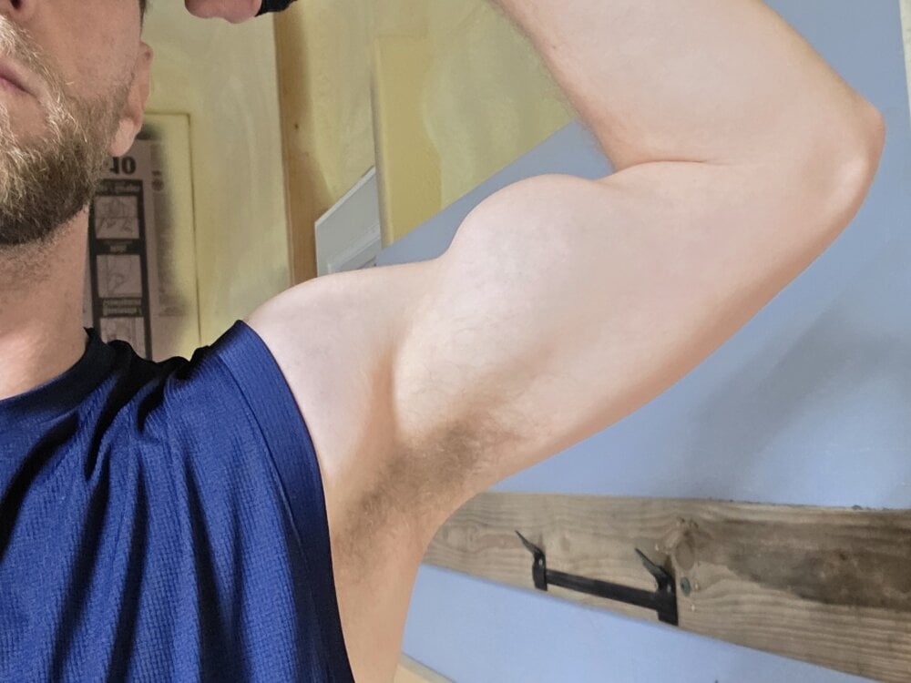 blondchewie92's Offline XXX Chat