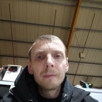 CrookedBunk3527's webcam live show