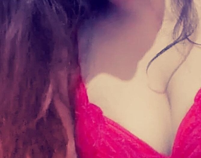 iman1s from stripchat