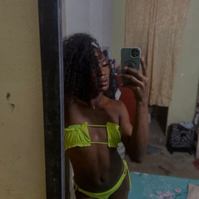 Ebony_doll_xx