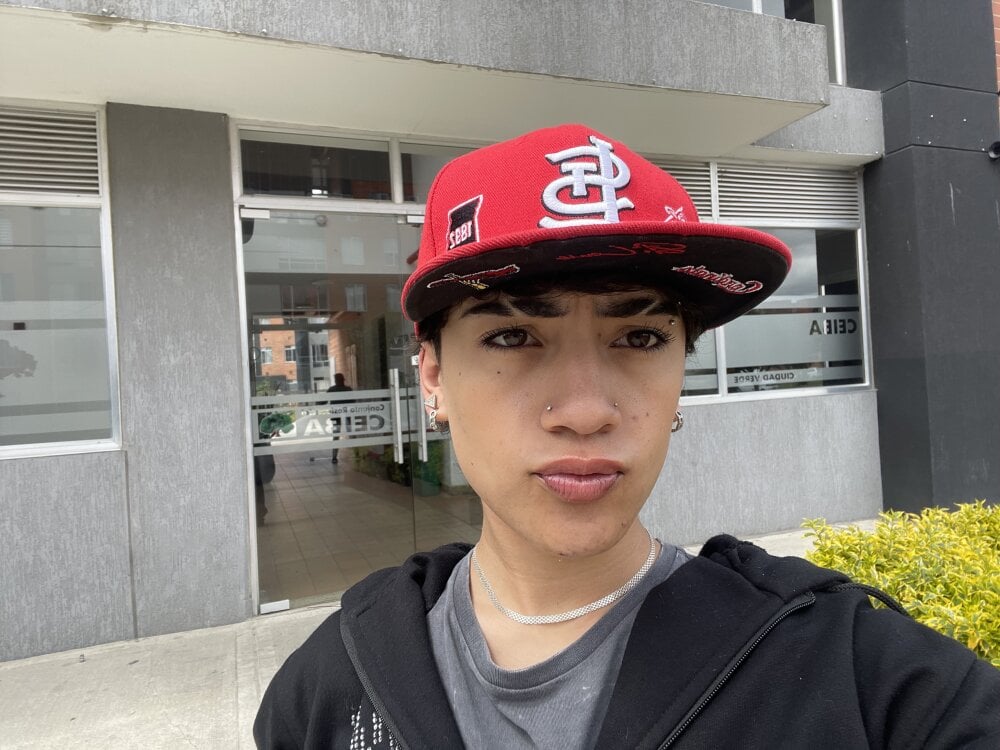 thiagodv from stripchat