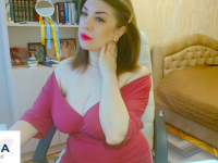 Watch Brionia's Live Sex Show