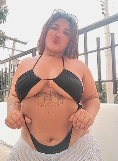 mia_bigboobs03 Avatar