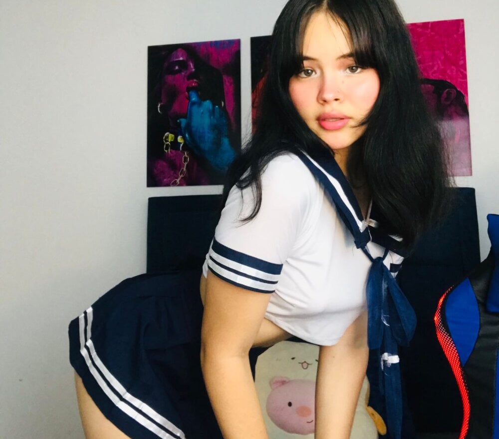 emma_myers1 profile
