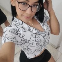 tatisexyxx28's Offline Chat Room
