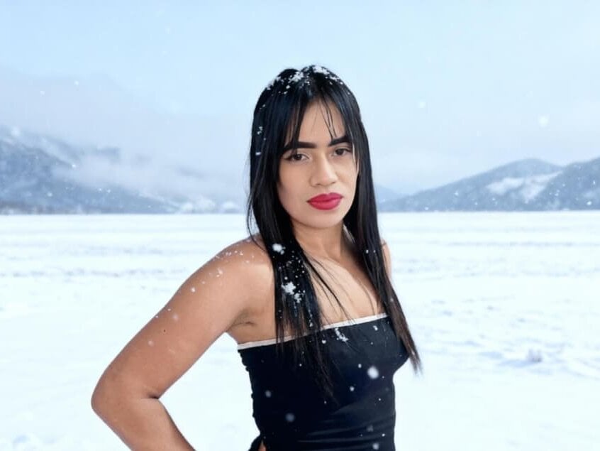 valeriadaniels webcam profile - Colombian