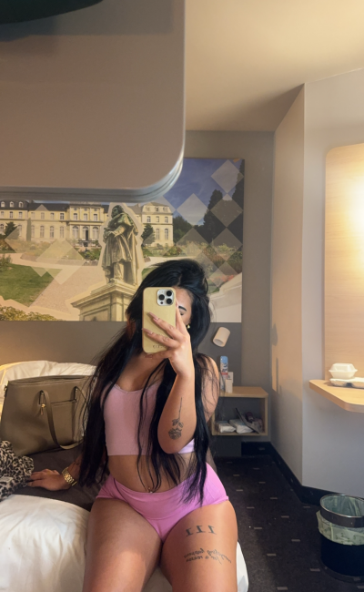 DianaBellaa Female Topless Free Webcam Chat