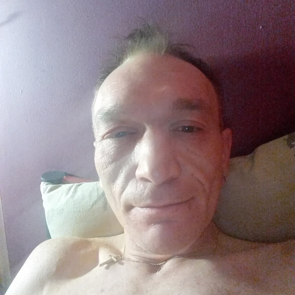 Bicurieux76160's most recent online preview