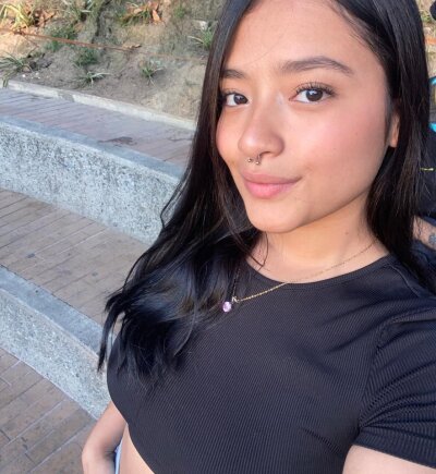 angie_saenz_ from stripchat