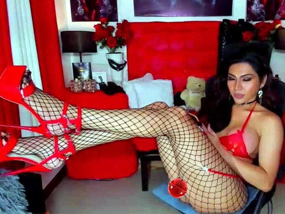 Jade Scarlet Love Lace