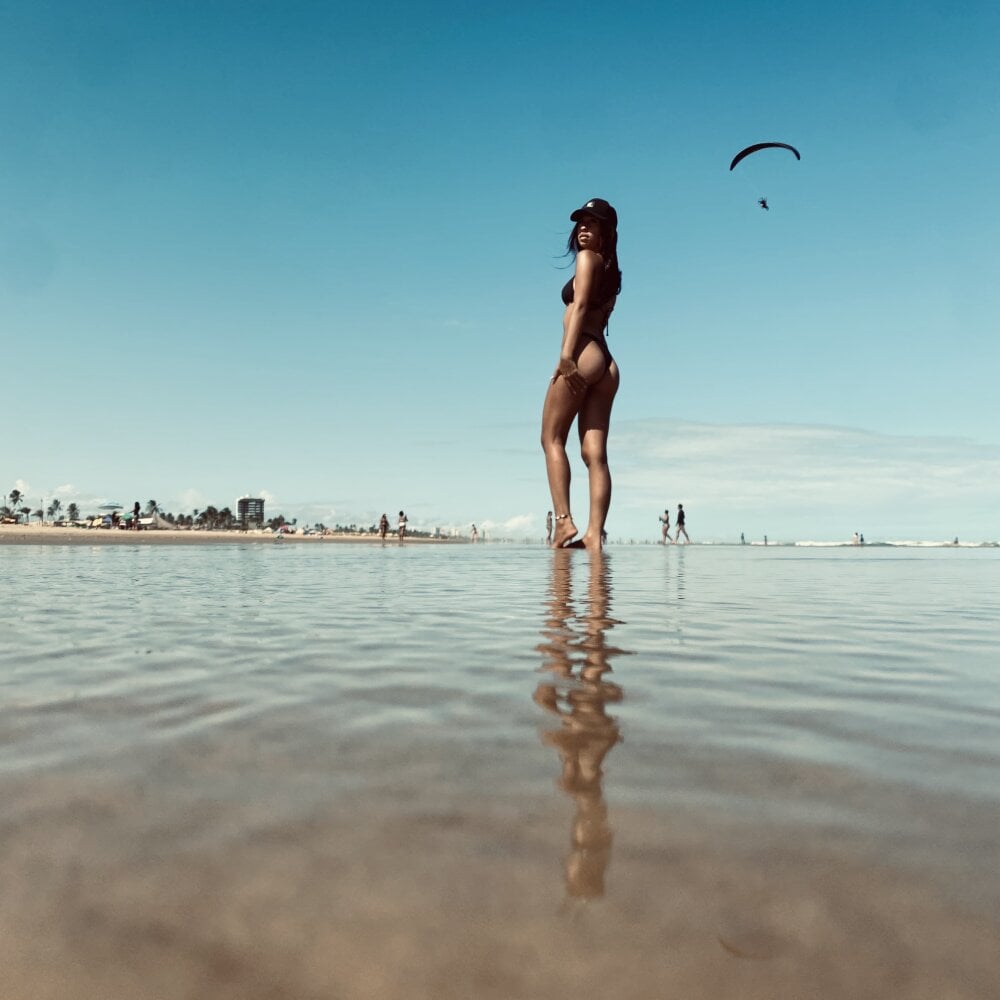 elivecams.com vitsant27 livesex profile in portuguese cams