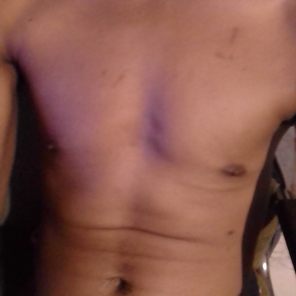 hottman10's Offline XXX Chat