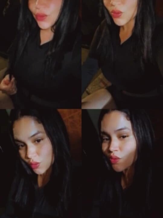 sexcam-girls.com merlinasweet livesex profile in in-the-palm-of-your-hands cams