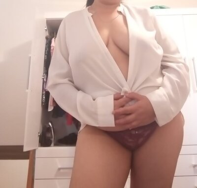 carolzinha40 from stripchat