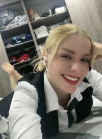 seduction_and_charm's webcam live show