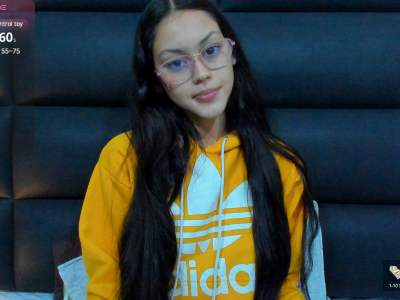 charlotte-benneth from stripchat