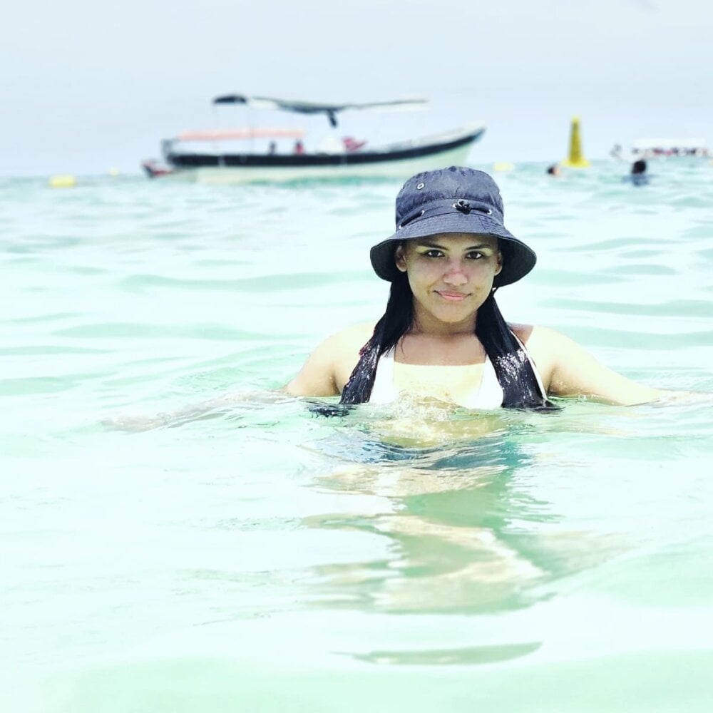 pornos.live scarlett__lace livesex profile in 1790012007 cams