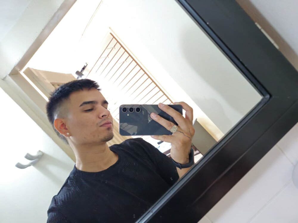 Bryancoopers' Offline XXX Chat