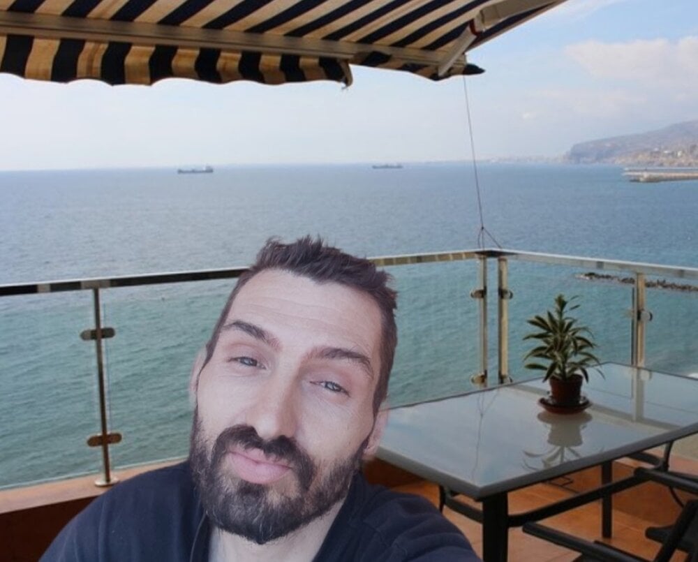 brayan-nenika's Offline XXX Chat