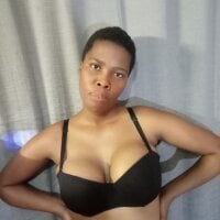 EbonyLovely97's Offline Chat Room