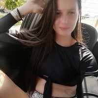 Karolina_polter's Offline Chat Room