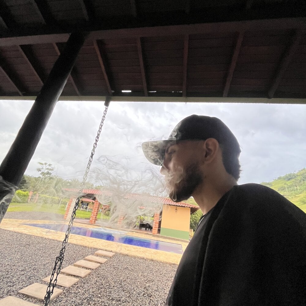 Paul0222's Offline XXX Chat