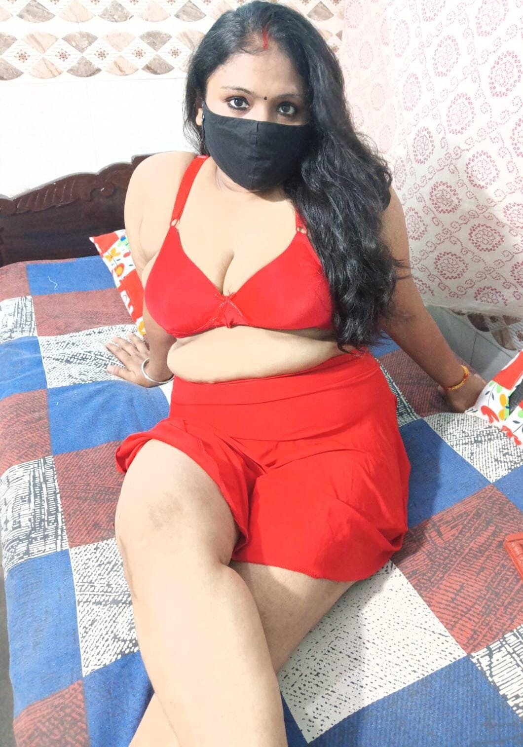 Lust_Queen_Pushpa665