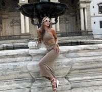 Alaniaxq's webcam live show