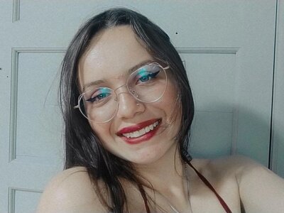 e_vee_ 🐐 live cam