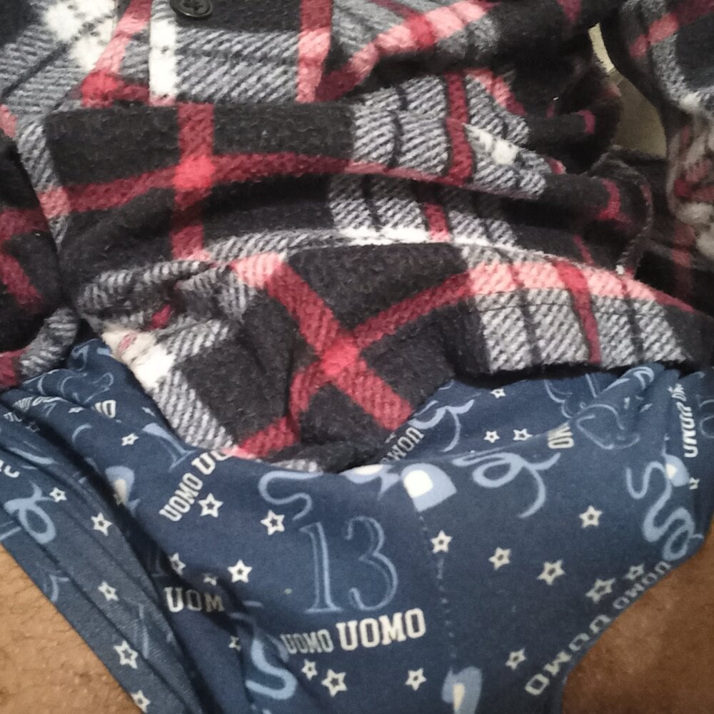Colombiano22cm Chat Room offline