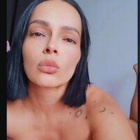 ADARAROUXXXX's Live Sex Cam Show