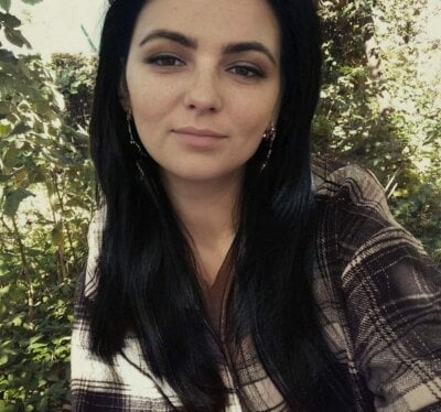 Oni_Staisi Webcam Model Profile | xHamsterLive