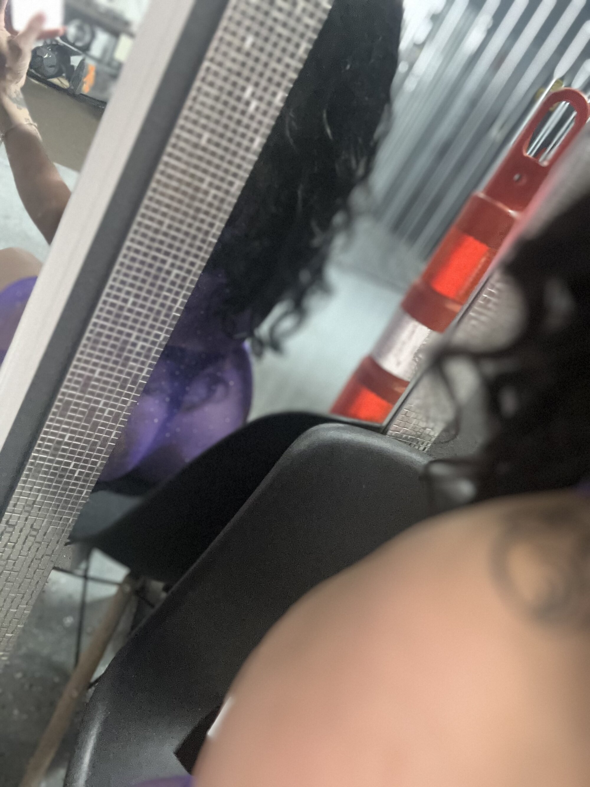 Khloe_Coxx
