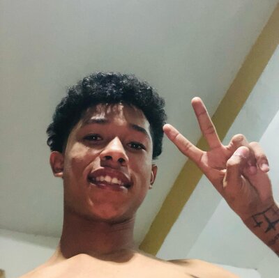 bicho_grande66 from stripchat