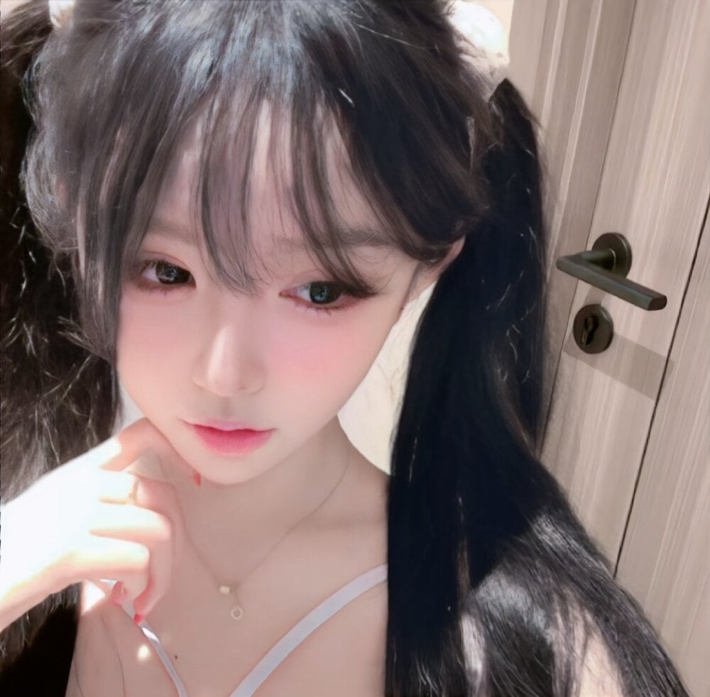 pornos.live zora_888 livesex profile in chinese cams