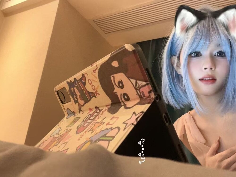 lele-11 live cam model at StripChat