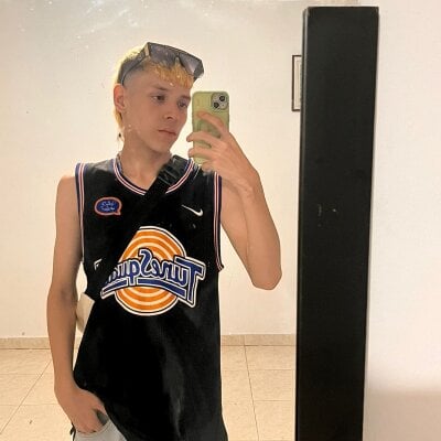 stallion_boys from stripchat