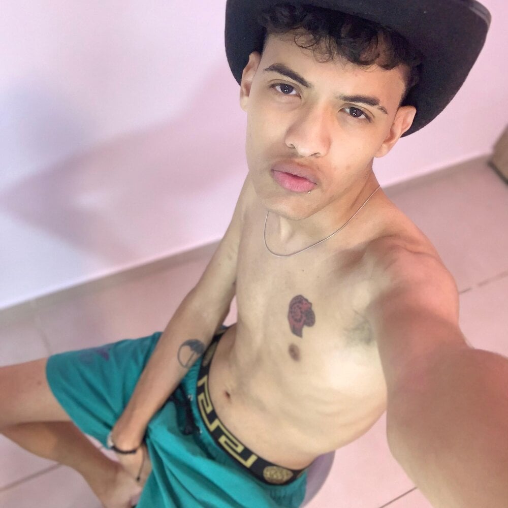 great_pretts from stripchat