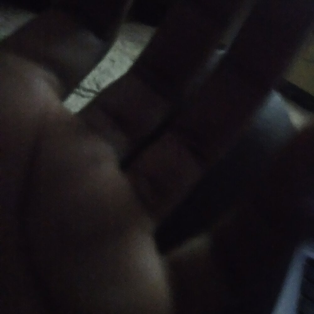 myliveeroticcams.com drippin_sauce_x livesex profile in granny cams