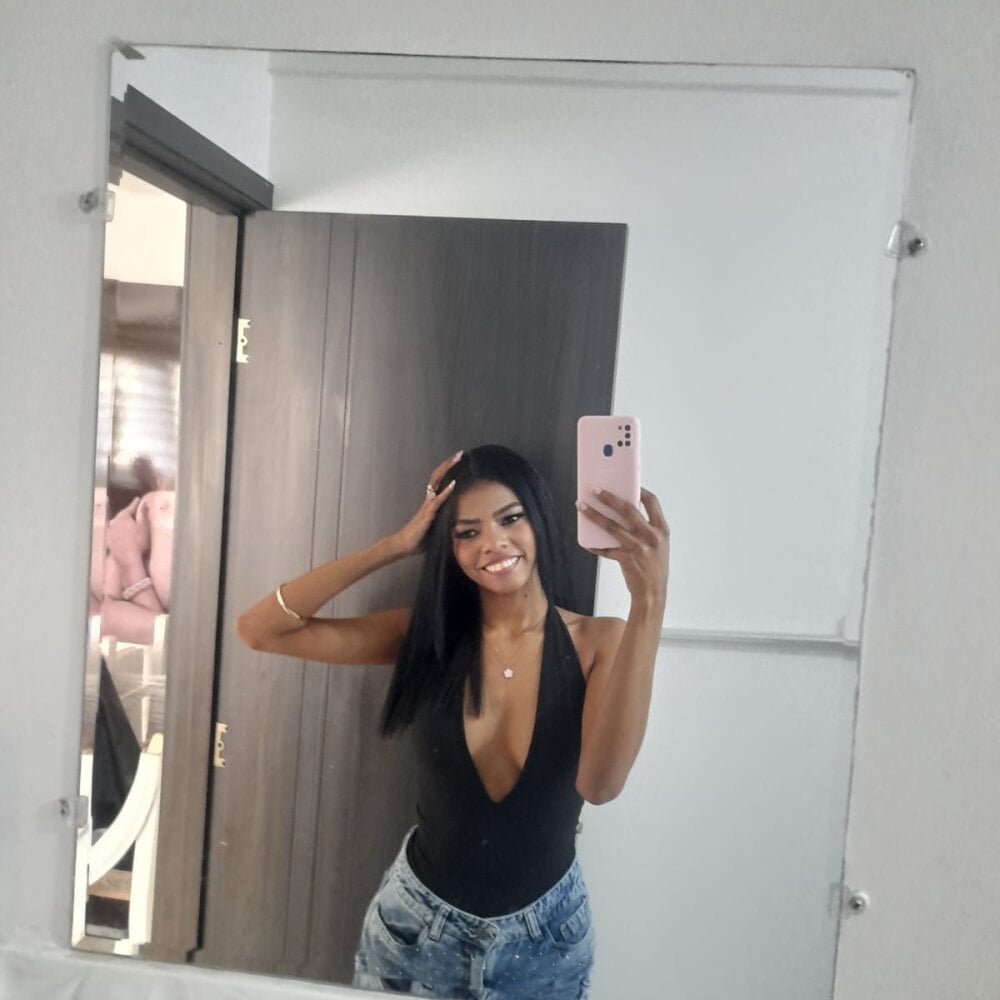 sexcityguide.com angeel_0 livesex profile in where-we-would-be-happy cams