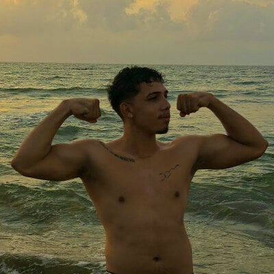 noah_charris from stripchat